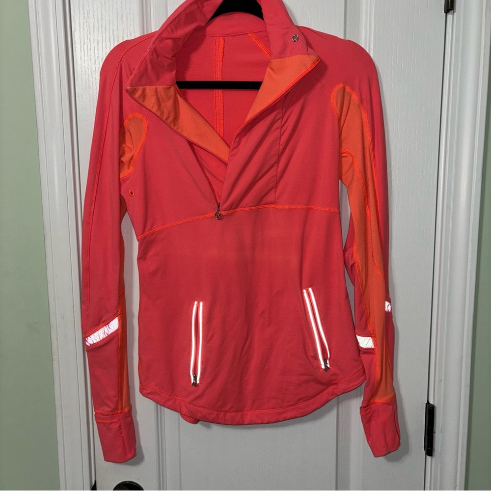 ✨BEST OFFER✨ Lululemon pullover